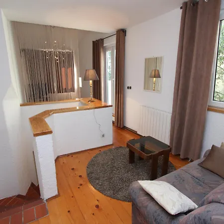 Marjanovic شقة روفينج